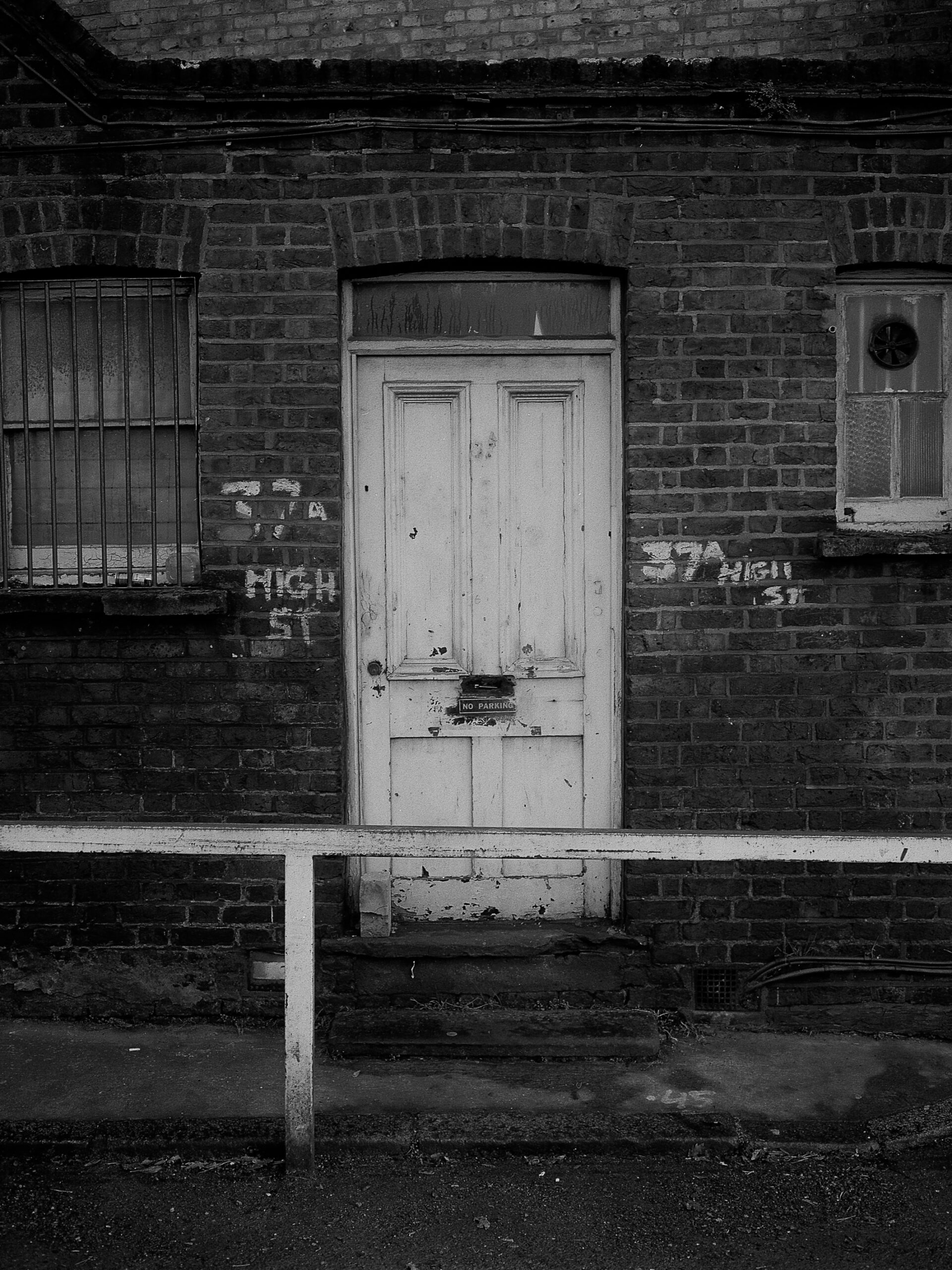 Ealing Broadway / Pitshanger Dec ’24